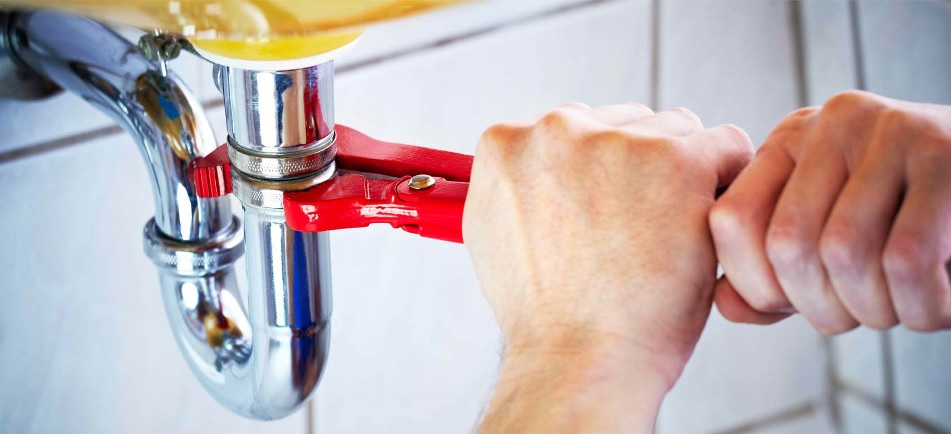 Why You Shouldn’t DIY Plumbing Problems